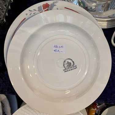 Tiefer Teller / Suppenteller - Nimy - Sprühlackiertes Dekor in Rot mit grau/blauen stilisierten Blumen