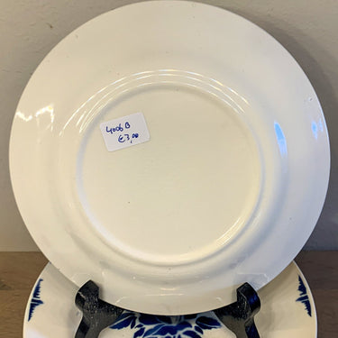 Ontbijtbordje / desserbordje - ongemerkt (ws. Frankrijk) - spuitdecor van een diepblauwe roos