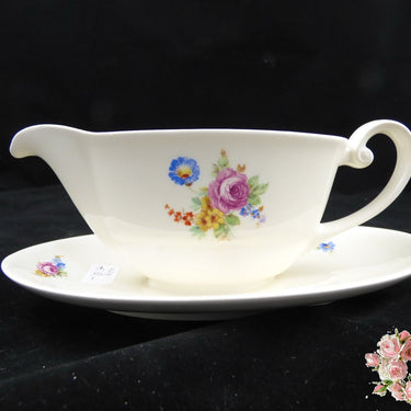 Gravy boat model Boudewijn decor peony rose