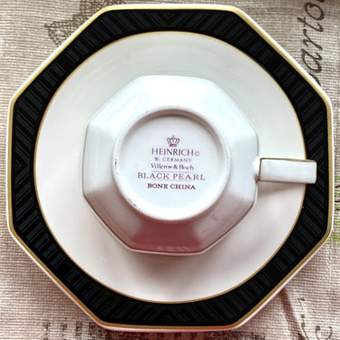 Kop en schotel Villeroy & Boch - zwart/wit decor BLACK PEARL van Heinrich