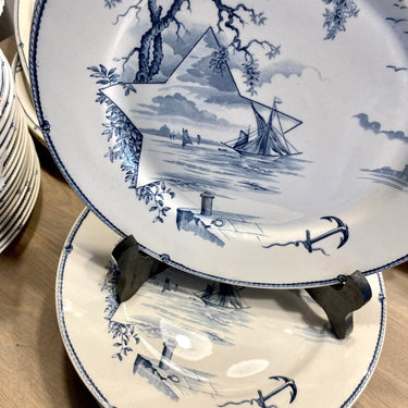 Dinner plate - Petrus Regout - decor MARINES grey/blue on off-white/cream background