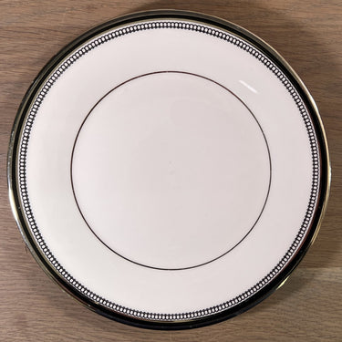 Breakfast plate / Dessert plate - Royal Doulton - SARABANDE decor in silver color with black/dark blue