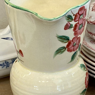 Vase with handle - Bewley Pottery - Made in England - Melton - decor in pastel yellow background with pink blossom