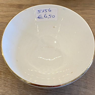 Sink - Petrus Regout - decor 30 (?) with gold-coloured flowers