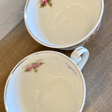 Cup - unmarked but Petrus Regout - decor DOUBLE ROSE - model BOUDEWIJN