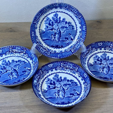 Schoteltje / Onderschotel - alleen gemerkt met een nummer 70 - décor in blauw/ transferware