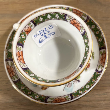 Tasse und Untertasse - kleine Größe (Kindergeschirr?) - Mosa/Louis Regout - Dekor aus rosa Blumen mit Lila, Orange und Blau