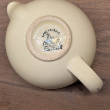 Milk jug - Petrus Regout - shape REGINA - decor in cream with gold color finish
