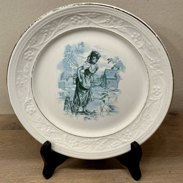 Breakfast plate / Dessert plate / Decorative plate - Petrus Regout - decor 244 in green with an image of a woman