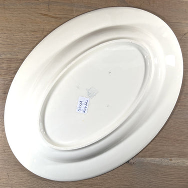 Scale - oval model - Petrus Regout - model BOUDEWIJN with peony rose decoration