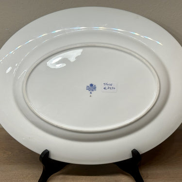 Scale - oval model - Bone China - Coalport - decor PAGEANT