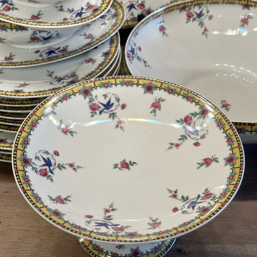 Presentation dish / Tazza - on high foot - Limoges B &amp; Cie (Balleroy) - decor in yellow - made for/sold by A. Tytgad