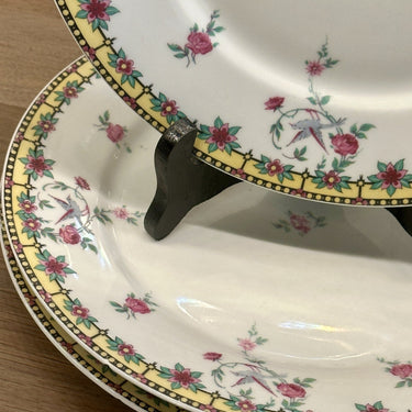Dinner plate / Eating plate - Limoges B &amp; Cie (Balleroy) - decor in yellow - made for/sold by A. Tytgad