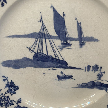 Dinner plate / Eating plate - Stoke on Trent, England - decor in blue with a sailing boat and a rowing boat