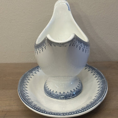 Juskom / Sauskom - ongemerkt maar Petrus Regout - décor BORDURE in blauw met bewerkingen
