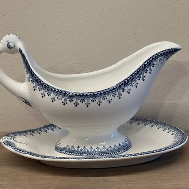 Juskom / Sauskom - ongemerkt maar Petrus Regout - décor BORDURE in blauw met bewerkingen