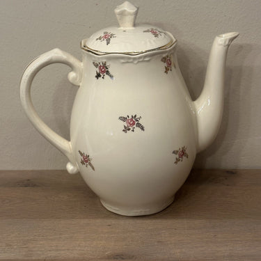 Koffiepot - ongemerkt maar Boch - vorm CAPRI - décor SUZON van kleine roze bloemetjes met goudgekleurde takjes