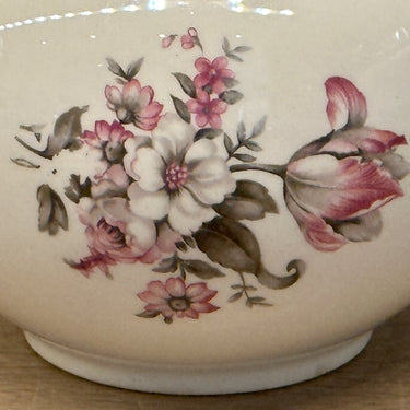 Milk jug - Petrus Regout - decor with lilac/pink flowers