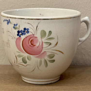 Brauttasse - großes Modell - Faincerie Nimy - Blumendekoration mit Aufschrift LEA CROQUET