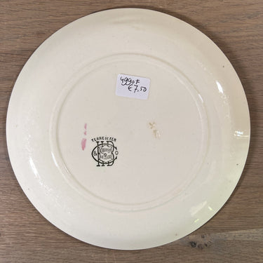 Decorative plate / Dessert plate - HB &amp; Cie Choisy le Roi Terre de Fer - décor La Vie Militaire No. 6