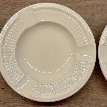 Aschenbecher - weiß/creme - Wedgwood - Modell EDMÉ