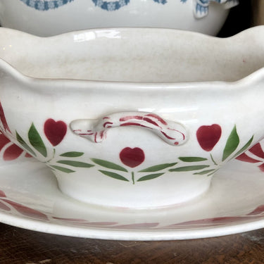 Sauciere auf Untertasse - Boch - Spritzdekor Hahn