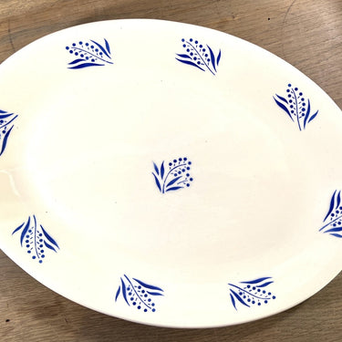 Schaal - plat ovaal model - ongemerkt maar Boch - décor TIGE DE BLÉ met blauwe korenaren
