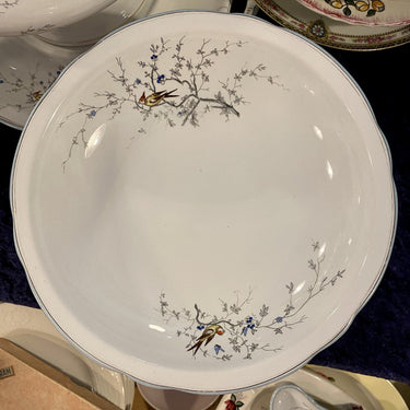 Bowl on high foot / tazza - scalloped edge - Petrus Regout - decor BIRD SONG
