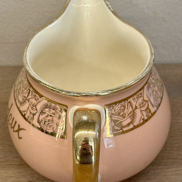 Milk jug - Villeroy &amp; Boch Mettlach - in pink with gold-colored decoration and text 'NOUS DEUX'