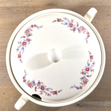 Covered dish / Soup tureen - Petrus Regout - decor with small roses and scattered flowers