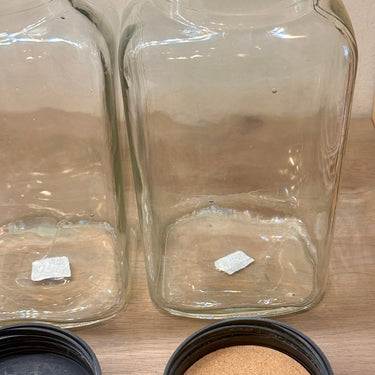 Storage jar - TONNEMA'S Spécialités - large glass model with black bakelite screw lid