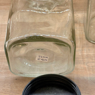 Storage jar - TONNEMA'S Spécialités - large glass model with black bakelite screw lid
