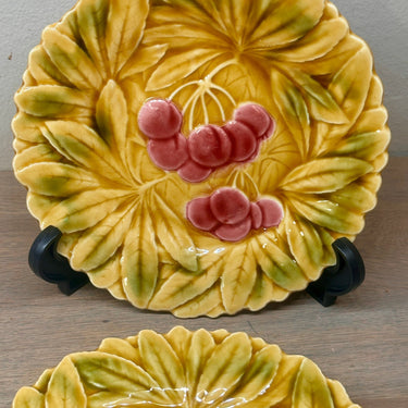 Dessertteller - Sarreguemines - aus Majolika/Barbotine mit Kirschbildern