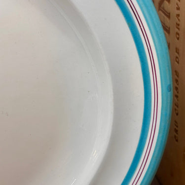 Bowl / Plate - large, oval, model - Wedgwood - with azure blue edge and fine dark red lines