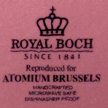 Teller / Essteller - quadratisches Modell - Royal Boch - in der Farbe Pink
