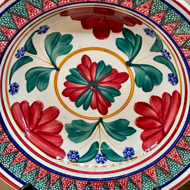 Plate - deep, larger, model - Nimy - BOERENBONT decor in red, green and blue
