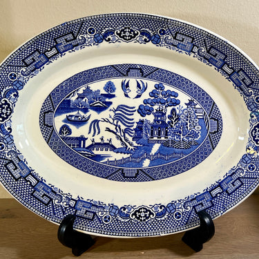 Bowl / Plate - flat, oval, model - Nimy - WILLOW decor in blue color
