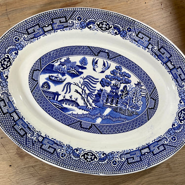Bowl / Plate - flat, oval, model - Nimy - WILLOW decor in blue color