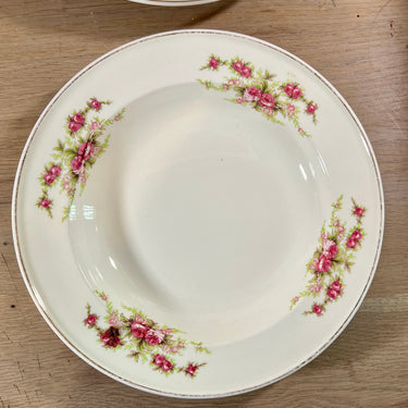 Deep plate / Soup plate / Pasta plate - Petrus Regout - decor DOUBLE ROSE (decor 085)