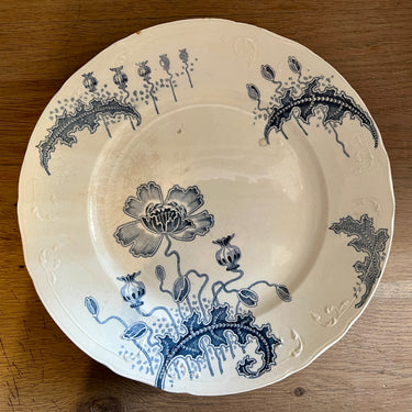 Dinerbord / Eetbord - Societe Ceramique Maestricht - décor MORPHÉÉ uitgevoerd in grijs-blauw
