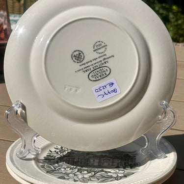 Breakfast plate / Dessert plate - Wedgwood - RURAL ENGLAND PRINTS - Armitage Park in grey with off-white