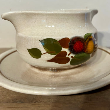 Soßenkännchen / Saucenschale - Boch - Dekor GARDEN mit Blatt-/Fruchtdekoration