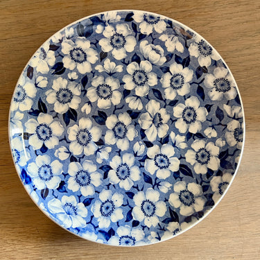 Onderschotel / Schotel - Société Céramique Maestricht - decor BLOSSOM uitgevoerd in blauw / wit
