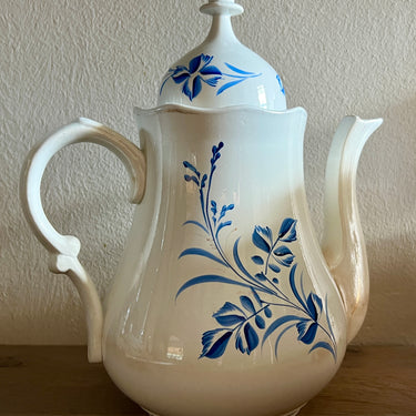 Coffee pot / Tea pot - Nimy - Mouzin Lecat - decorated with blue flowers