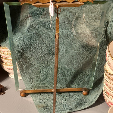 Picture frame / Photo frame - with a bow on top and thick glass with a polished edge - metal, brass?, standard with ball feet and bow