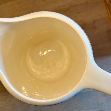 Lampetkan / Waterkan - Societe Ceramique Maestricht -décor in de kleuren oranje, paars en zwart met roosjes en geometrische figuren