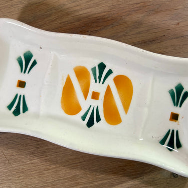 Comb tray - open model - faiencerie Nouvelle Givors/Grigny - spritz decor / spray decor in green with orange/brown