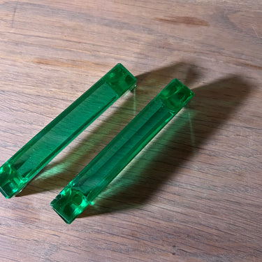 Messenlegger - gemaakt van geslepen ureum donkergroen kristal
