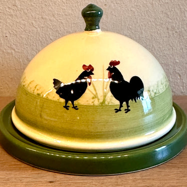 Cheese dome - small model - Zeller faience Germany (older stamp) - decor Hahn &amp; Henne (Rooster &amp; Hen) with inscription KÄSE - hand-painted