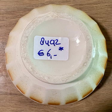 Schale / Café-au-lait-Schale – unmarkiert, aber französisch (Digoin Sarreguemines) – Dekor in Ockerfarbe